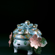 本伝統着物姿のピカチュウぬいぐるみも！「ポケモン×工芸展」愛知会場グッズがどれも可愛い