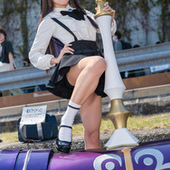 アリナ・クローバー「ギルドの受付嬢ですが、残業は嫌なのでボスをソロ討伐しようと思います」／音琴ひつじ（X：@negoto_meme）