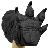 「ゴジラ」の足を忠実に再現した「ゴジラハンマー」が重厚感・存在感抜群！撮影に使用されたものを3Dスキャンし、精密鋳造技術で製作