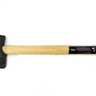 「ゴジラ」の足を忠実に再現した「ゴジラハンマー」が重厚感・存在感抜群！撮影に使用されたものを3Dスキャンし、精密鋳造技術で製作