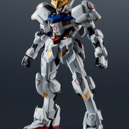 ゴッドガンダム、バルバトスらが躍動感あるポーズで決まる！アクションフィギュア「GUNDAM UNIVERSE」から“新フレーム搭載”の3機が予約受付開始