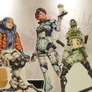 見慣れた“あの武器”が目の前に！「Apex Legends Gallery + POP UP STORE」レポートーお馴染み“ネッシー”やコンセプトアートも