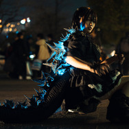 ゴジラ（擬人化）「ゴジラ」／もころす（X：@mokorosu）