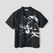 「ジョジョ」×「グラニフ」コラボアパレルが先行予約受付中！スタープラチナの拳が“オラ！”とブチ破るＴシャツなどクールながらも遊び心あるデザイン