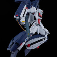 初代「マクロス」劇場版より、主人公・一条輝が搭乗する「VF-1Sストライクバルキリー」1/72スケールでプラモ化！「リン・ミンメイ」も付属