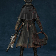 返り血を浴びて仁王立ちする姿がカッコいい!『Bloodborne』より「狩人」が約8万円のスタチュー化