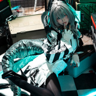 ホルハイヤ／前野太太（Weibo：前野太太）