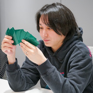 新作TCG『Xross Stars(クロスタ)』とは?CR.おじじと開発Pに直接聞いてみたー“CRカップや配信を追体験する”、新たな推し活の形とカードで残す過去の名場面【対談インタビュー】