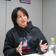 新作TCG『Xross Stars(クロスタ)』とは?CR.おじじと開発Pに直接聞いてみたー“CRカップや配信を追体験する”、新たな推し活の形とカードで残す過去の名場面【対談インタビュー】