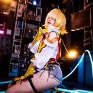 エレグ／殷果AKUMA（Weibo：殷果AKUMA）