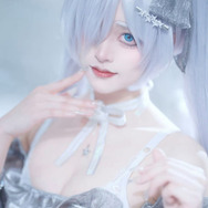 シンデレラ／比比骨骼精奇 QWQ（Weibo：比比骨骼精奇 QWQ）