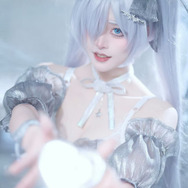 シンデレラ／比比骨骼精奇 QWQ（Weibo：比比骨骼精奇 QWQ）