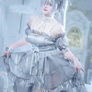 シンデレラ／比比骨骼精奇 QWQ（Weibo：比比骨骼精奇 QWQ）