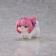 チラ見えする太もも！『勝利の女神：NIKKE』人気キャラ「ドロシー」が立体化―謎の生物「Doro」フィギュアも付属