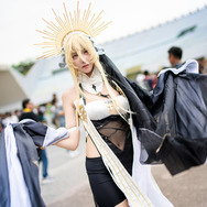 インプラカブル『アズールレーン』／張世界（Instagram：9ulu.m）