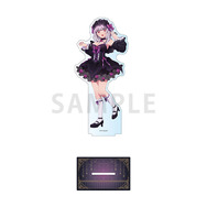 ゴスロリ衣装でも目を引く宝多六花の太もも!「グリッドマンユニバース」ポップアップストアにて、新規描き下ろしイラストグッズを販売