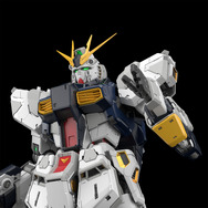 究極のガンプラ「PG UNLEASHED 1/60 νガンダム」いよいよ予約受付開始!大型スケールで挑んだフィン・ファンネルも必見