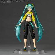 健康的なおヘソ！可動フィギュア「初音ミク　Fit Boxing Ver.」が登場ーダンベルや縄跳び、ゲームを再現可能なパーツも付属