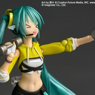健康的なおヘソ！可動フィギュア「初音ミク　Fit Boxing Ver.」が登場ーダンベルや縄跳び、ゲームを再現可能なパーツも付属