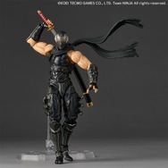 『NINJA GAIDEN 3』より「かすみ」と「リュウ・ハヤブサ」がフィギュアに！スタイリッシュな忍装束で作中アクションを再現