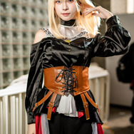 ドロリス『BanG Dream! Ave Mujica』／紅羽りお（X：@riotarou12）