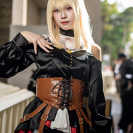 ドロリス『BanG Dream! Ave Mujica』／紅羽りお（X：@riotarou12）