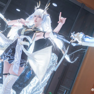 今汐/Storyteller桐子(Weibo:Storyteller桐子)、撮影:教主shadow(Weibo:教主shadow)