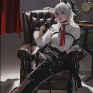 ザンニー/米苏 Emilia(Weibo:米苏 Emilia)