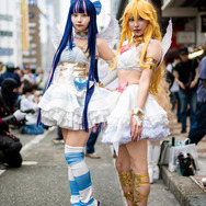 ストッキング：やよっぺ（X：@yayo_cos）、パンティ：ことり。（X：@ktrmr0114）