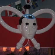 【TGS 2010】アイルーや御剣、ゾンビまで ― TGS会場にいる色々なキャラクターたち