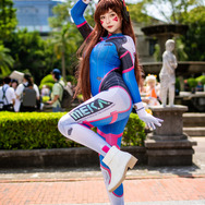 ディーバ『オーバーウォッチ』／Tsuru 鶴葵（Instagram：tsuru_cos_aoi）