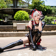 W『アークナイツ』／小狼貓（Instagram：wolfucatawo）