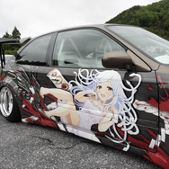 「SPY×FAMILY」「フリーレン」「リコリス」から懐かしの「Angel Beats!」まで！奥伊吹に集った人気アニメの痛車まとめ【ARCChampionship 2025フォトレポ】