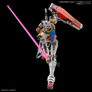 赤いガンダムとなる前…トリコロールな「白いガンダム」がHG