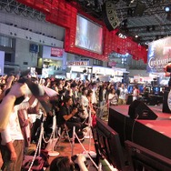 【TGS 2010】Kinectで皆でダンス!『DanceEvolution』スペシャルステージ