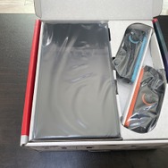 待望の「ニンテンドースイッチ2」開封の儀！大きいけど手に馴染むハードウェア、初代スイッチとのサイズも比べてみた