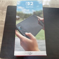 待望の「ニンテンドースイッチ2」開封の儀！大きいけど手に馴染むハードウェア、初代スイッチとのサイズも比べてみた