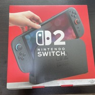 待望の「ニンテンドースイッチ2」開封の儀！大きいけど手に馴染むハードウェア、初代スイッチとのサイズも比べてみた