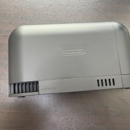 待望の「ニンテンドースイッチ2」開封の儀！大きいけど手に馴染むハードウェア、初代スイッチとのサイズも比べてみた
