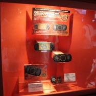 【TGS 2010】『モンハン3rd』モデルの新型PSPを間近でチェック