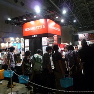 【TGS 2010】今年もたくさんのゲーム関連グッズが販売 ― TGS物販コーナー