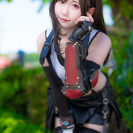 ティファ・ロックハート『ファイナルファンタジー VII』／神説kamise（X：@kamise847）