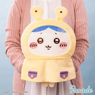 雨の日も楽しくなる！「ちいかわ」レインコートを着たBIGぬいぐるみがアミューズメント施設にて展開