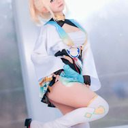 しほな（X：@shihonana_）、撮影：こへ（X：@Kohe_portrait）