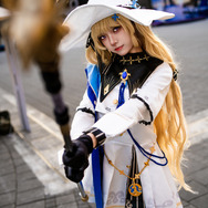 フィービー／四巫日モミ（Instagram：momihi__444）