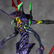 大迫力の全高約47cm！「エヴァQ」より「エヴァンゲリオン 第13号機」が立体化ー2本腕（通常形態）と4本腕（暴走形態）をパーツ差し替えにより再現