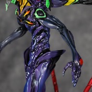 大迫力の全高約47cm！「エヴァQ」より「エヴァンゲリオン 第13号機」が立体化ー2本腕（通常形態）と4本腕（暴走形態）をパーツ差し替えにより再現