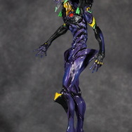 大迫力の全高約47cm！「エヴァQ」より「エヴァンゲリオン 第13号機」が立体化ー2本腕（通常形態）と4本腕（暴走形態）をパーツ差し替えにより再現