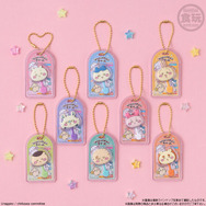 まるで本物みたいな「ちいかわ」ロリポップチョコ！ボールチェーン付きミニチュアチャームにくりまんじゅうやシーサーなど全8種