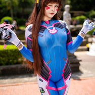 ディーバ『オーバーウォッチ』／Tsuru 鶴葵（Instagram：tsuru_cos_aoi）